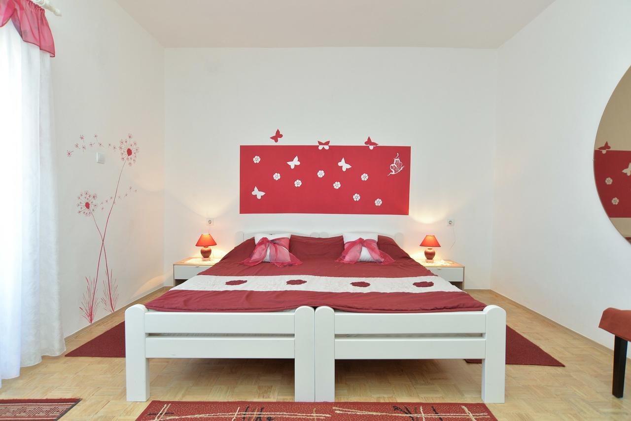 Apartments Stjepan 725 Fažana Eksteriør billede